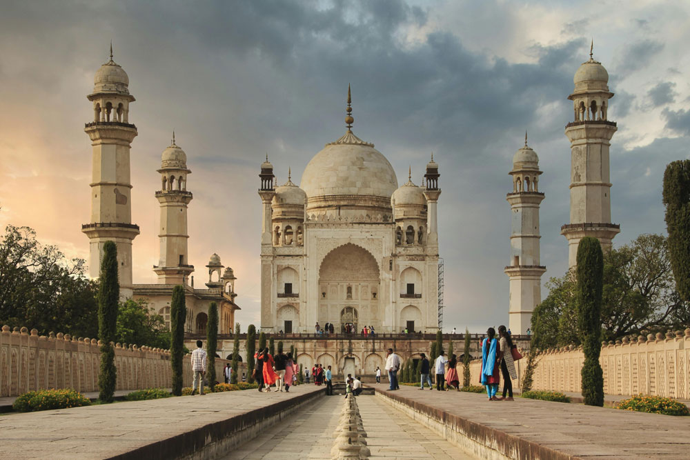 Golden Triangle Tour Packages 2026 – Delhi, Agra & Jaipur Travel Guide